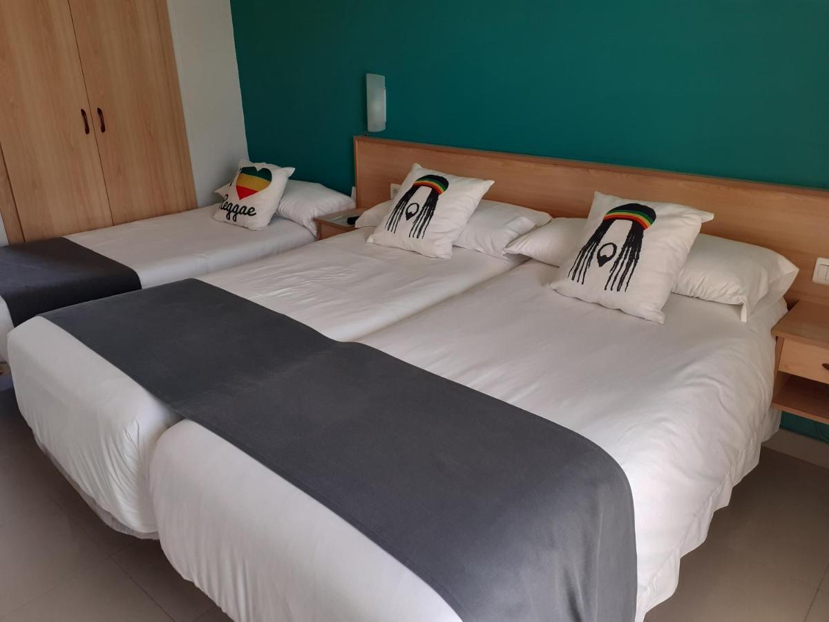 Hotel Clibomar Jamaica 甘迪亚 外观 照片